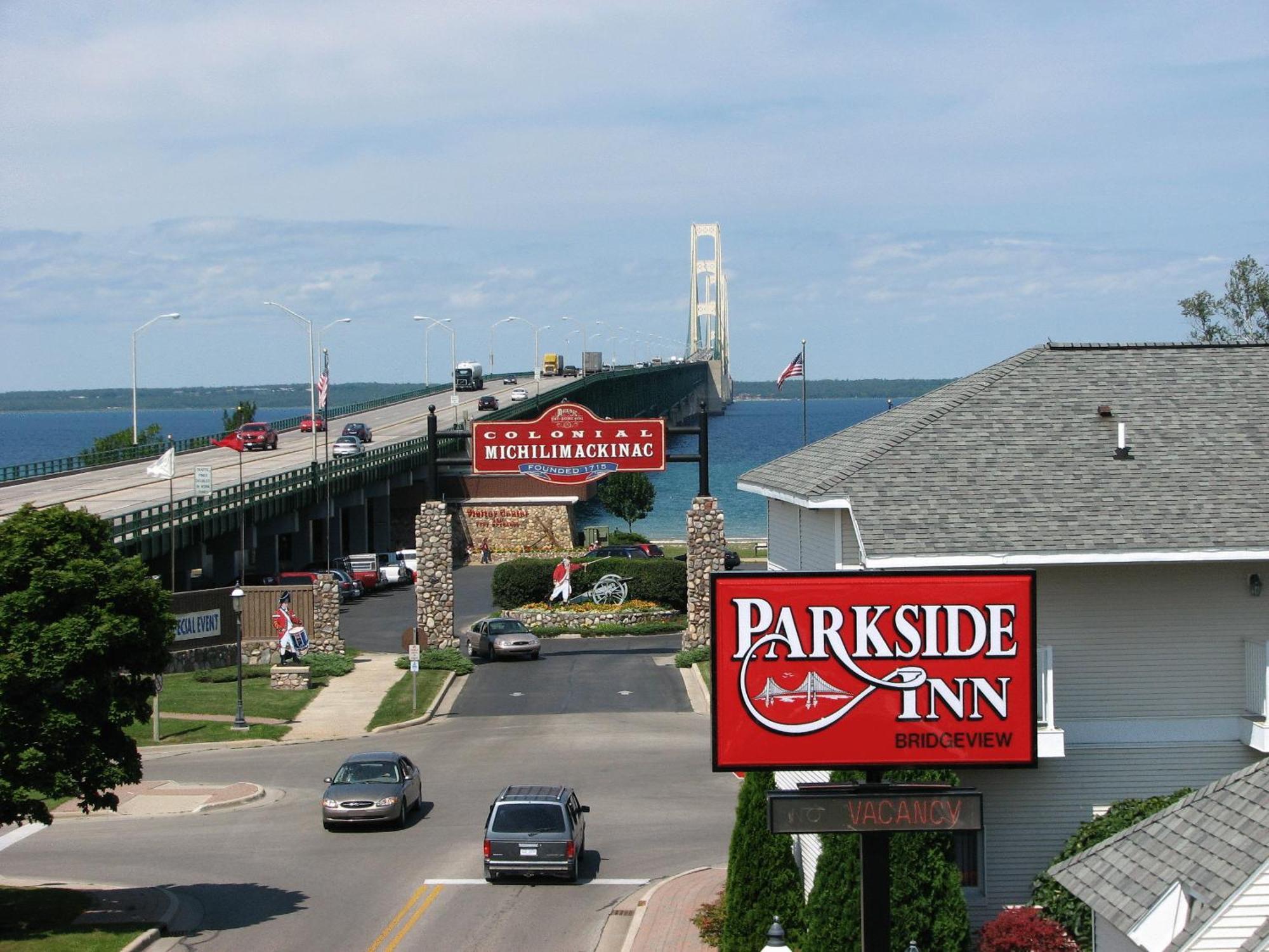 Parkside Inn Bridgeview Mackinaw City Eksteriør billede