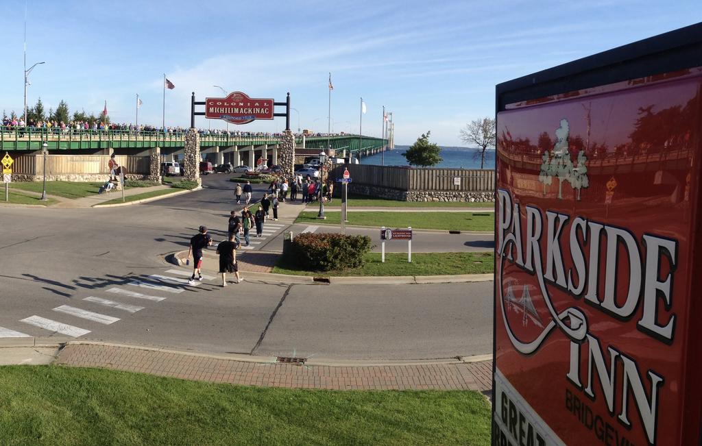 Parkside Inn Bridgeview Mackinaw City Eksteriør billede